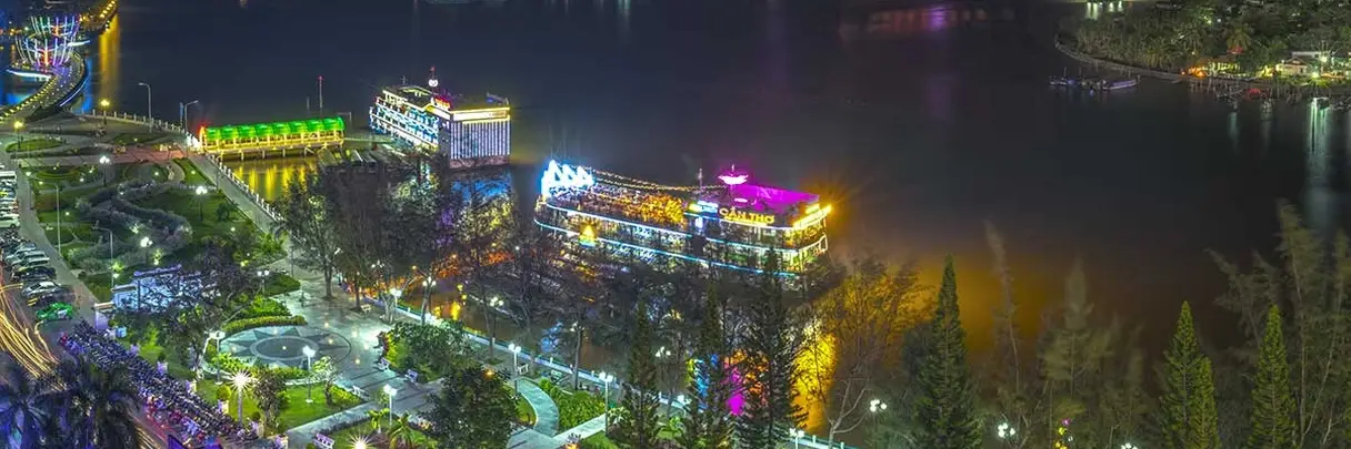 껀터 도시 야경